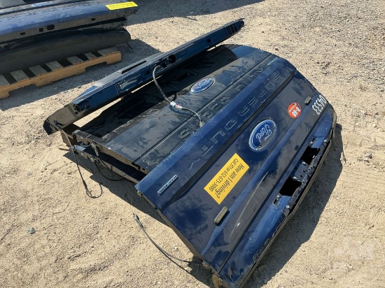 (4) Ford Super Duty Tailgates