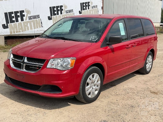 2015 DODGE GRAND CARAVAN VIN: 2C4RDGBG4FR608066 FWD