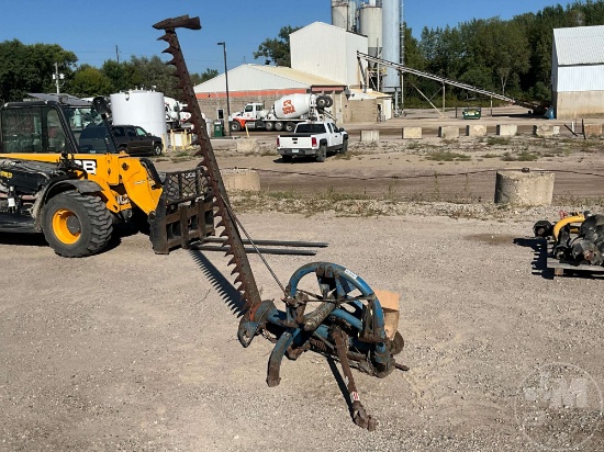 FORD 501 84”...... 3 PT. SICKLE BAR MOWER SN: 4813