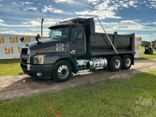 2020 MACK ANTHEM TANDEM AXLE DUMP TRUCK VIN: 1M1AN2GY0LM016953
