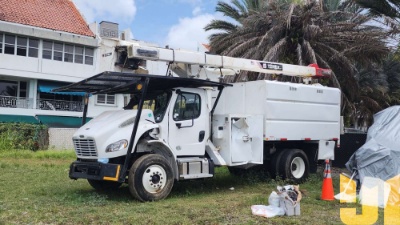 Terex Hi-Ranger Xt Pro 56 2021 Freightliner M2 106 Over-Center Bucket Truck VIN: 3alacwfdxmdms9432