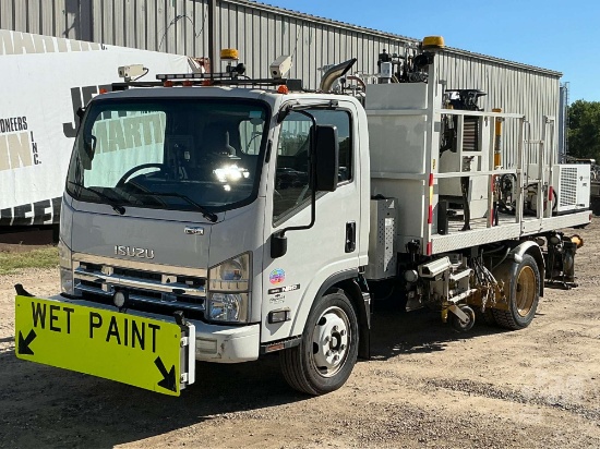 2012 Isuzu Nqr/Nrr S/A Striper Truck Vin: Jale5w162c7300677