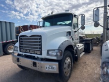 2015 MACK GU713 TANDEM AXLE DAY CAB TRUCK TRACTOR VIN: 1M1AX09Y2FM024052