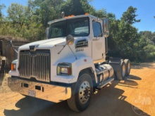 2013 WESTERN STAR 4700 TANDEM AXLE DAY CAB TRUCK TRACTOR VIN: 5KJJAVD07DPFH9894