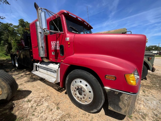 Freightliner Tandem Axle Wrecker