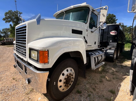 2016 Mack Chu 613 Tandem Axle Day Cab Truck Tractor Vin: 1m1an09y1gm024406