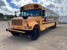 2000 INTERNATIONAL 3800 VIN: 1HVBBABM0YH295729 2WD PASSENGER BUS