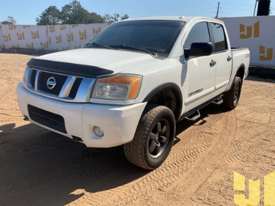 2013 Nissan Titan Crew Cab 4x4 Pickup VIN: 1n6ba0ec4dn306326