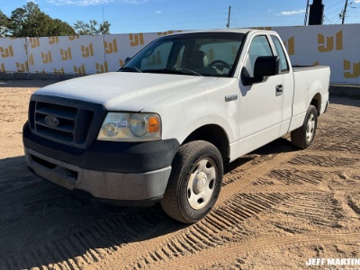 2007 Ford F-150 XL Extended Cab 4x2 Pickup VIN: 1ftrf12w37kd52324