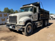 2012 MACK GU713 (GRANITE) TRI-AXLE DUMP TRUCK VIN: 1M2AX04Y2CM011168
