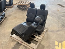2020-2026 FORD EXPLORER 2ND ROW SEAT SET
