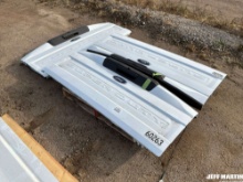 (3) FORD SUPER DUTY TAILGATES