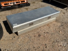 DELTA 943000 TRUCK TOOL BOX