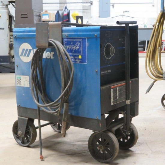 Miller Dialarc 250 Welder