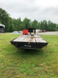 Gooseneck flatbed trailer