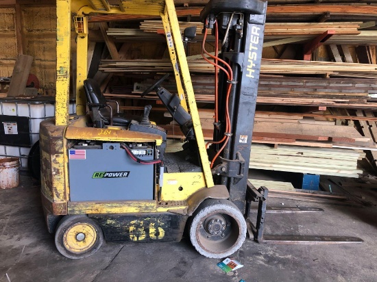 Hyster electric forklift