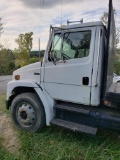 2001 Freightliner truck