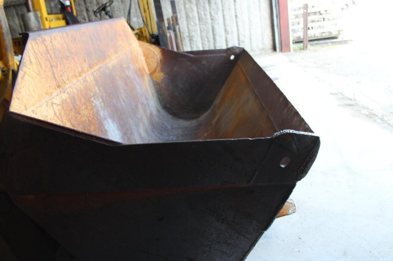 Bucket for JD 544E Quick Couple