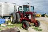 International 1586 Tractor