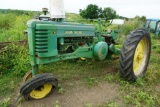 John Deere B