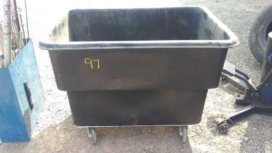 Plastic tote with wheels