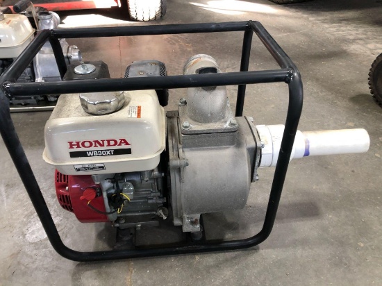 Honda Powered Water Pump Low Hours!