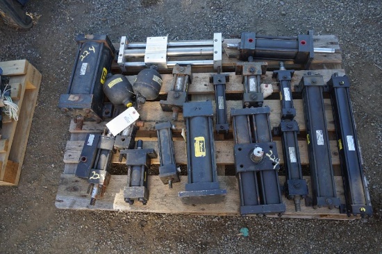 Pallet of Hydraulic Cylinders