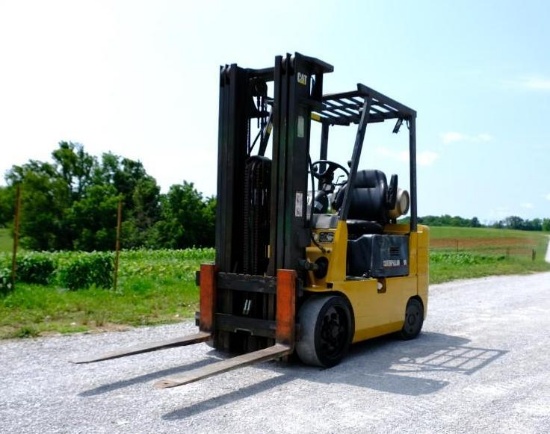 Caterpillar GC25 Forklift