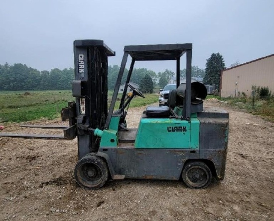 1985 Clark C500-80 Forklift