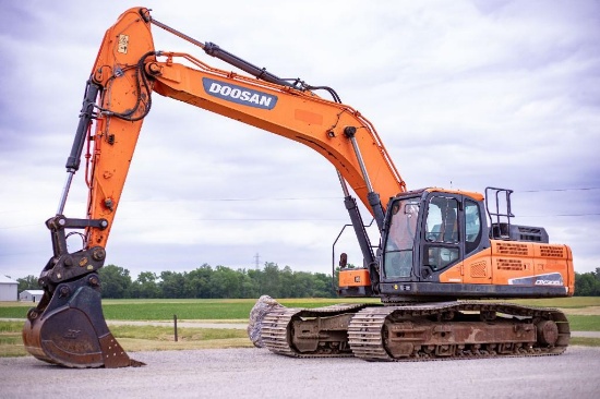 2014 Doosan DX300LC5 Excavator