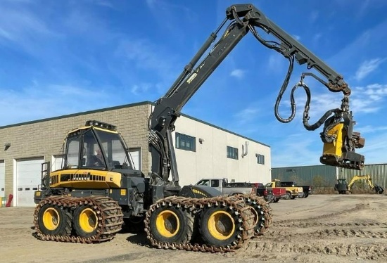 2015 Ponsee Fox 8 Wheeled Harvester with Head