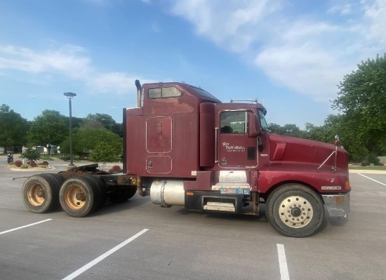 1996 Kenworth T600 Truck