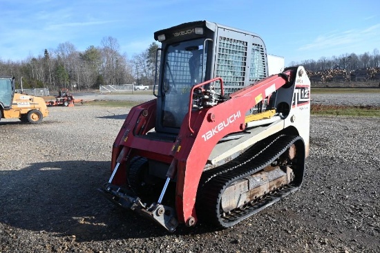 2016 Takeuchi TL12 Skid Steer