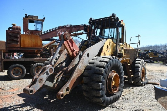 Volvo L180C Wheel Loader**