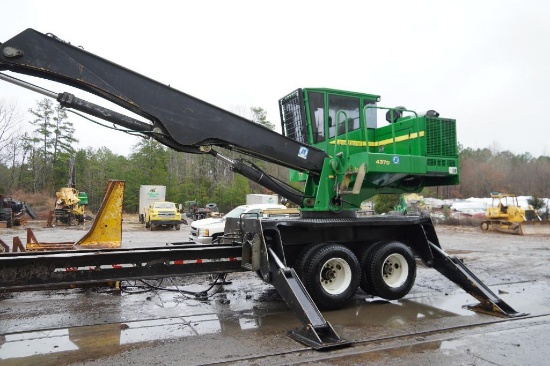 2010 John Deere 437D Knuckleboom*