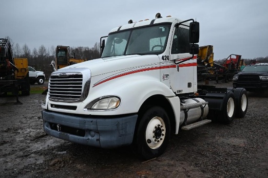 2007 Freightliner Columbia 120 Truck**