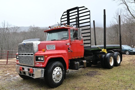 1985 Ford LTL 9000 Log Truck