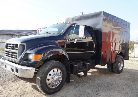 2000 Ford F-650 Super Duty XLT Service Truck