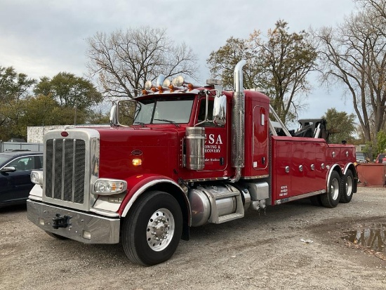 2019 Peterbilt Wrecker Truck w/Sleeper Cab