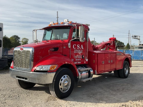 2012 Peterbilt 337 Wrecker Truck