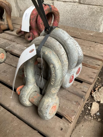 Crosby D-Ring Shackles