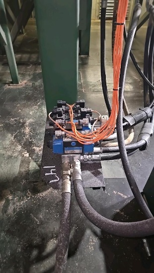 Hydraulic Valve Bank