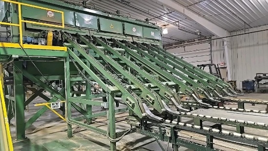 HMC Descending Deck