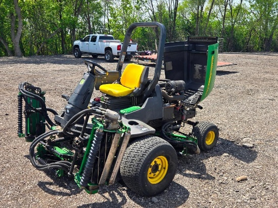 2005 Deere 3225C Turf Mower