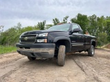 2005 Chevrolet Silverado 2500 Pickup Truck