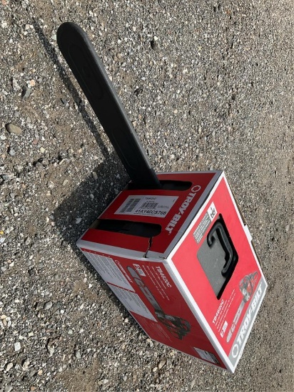 New Troy-Bilt 20 Chainsaw*