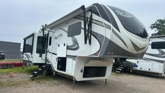 2022 Grand Design Solitude 310GK Camper