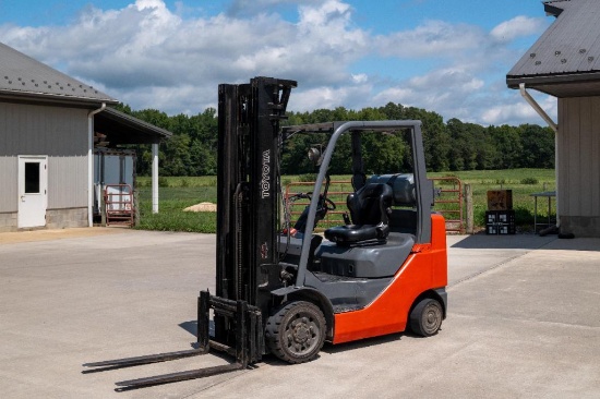 Toyota 8FGCU25 Forklift