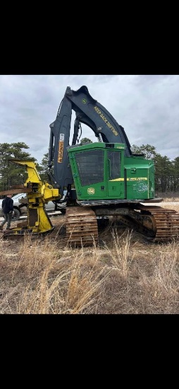 2019 John Deere 853M Track Feller Buncher
