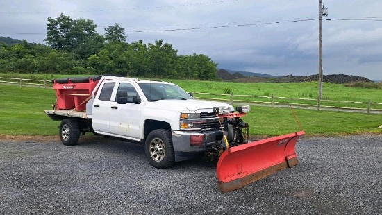 2015 Chevy 2500 Flatbed Truck